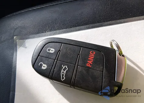 2015 Chrysler 200 Limited z USA, uszkodzony, nr VIN 1C3CCCAB5FN616976